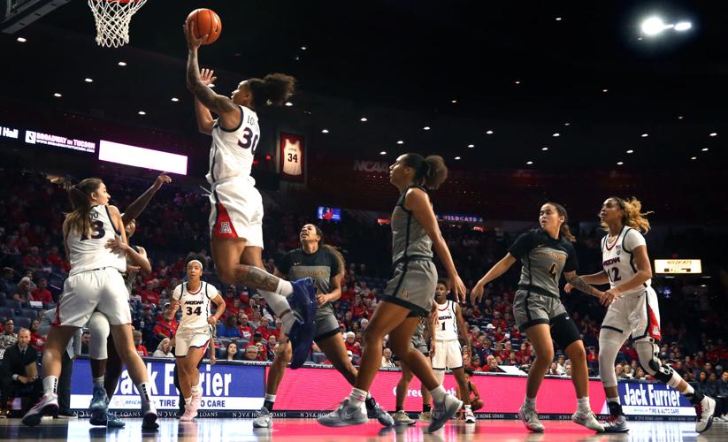 111022-tuc-spt-uawomenshoops-p1