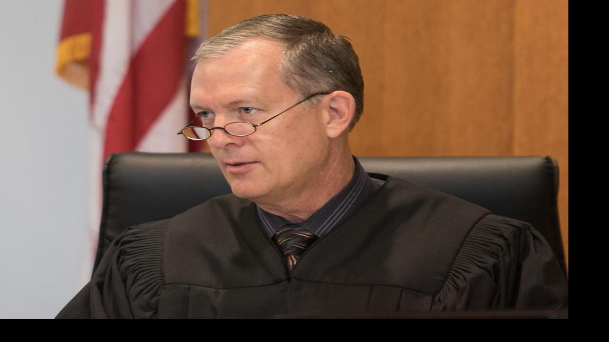 Former Arizona lawmaker from Tucson pleads guilty to filing false tax