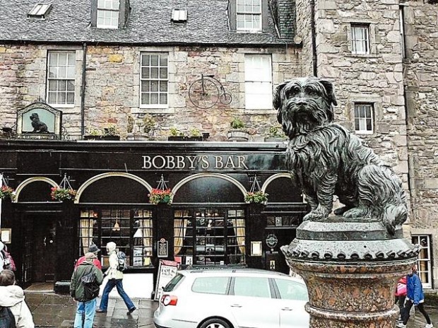 Walkable Edinburgh a historical gem  