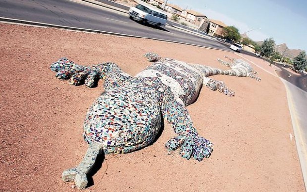 Tucson Oddity : Monstrous sculptures are sights for sore eyes  