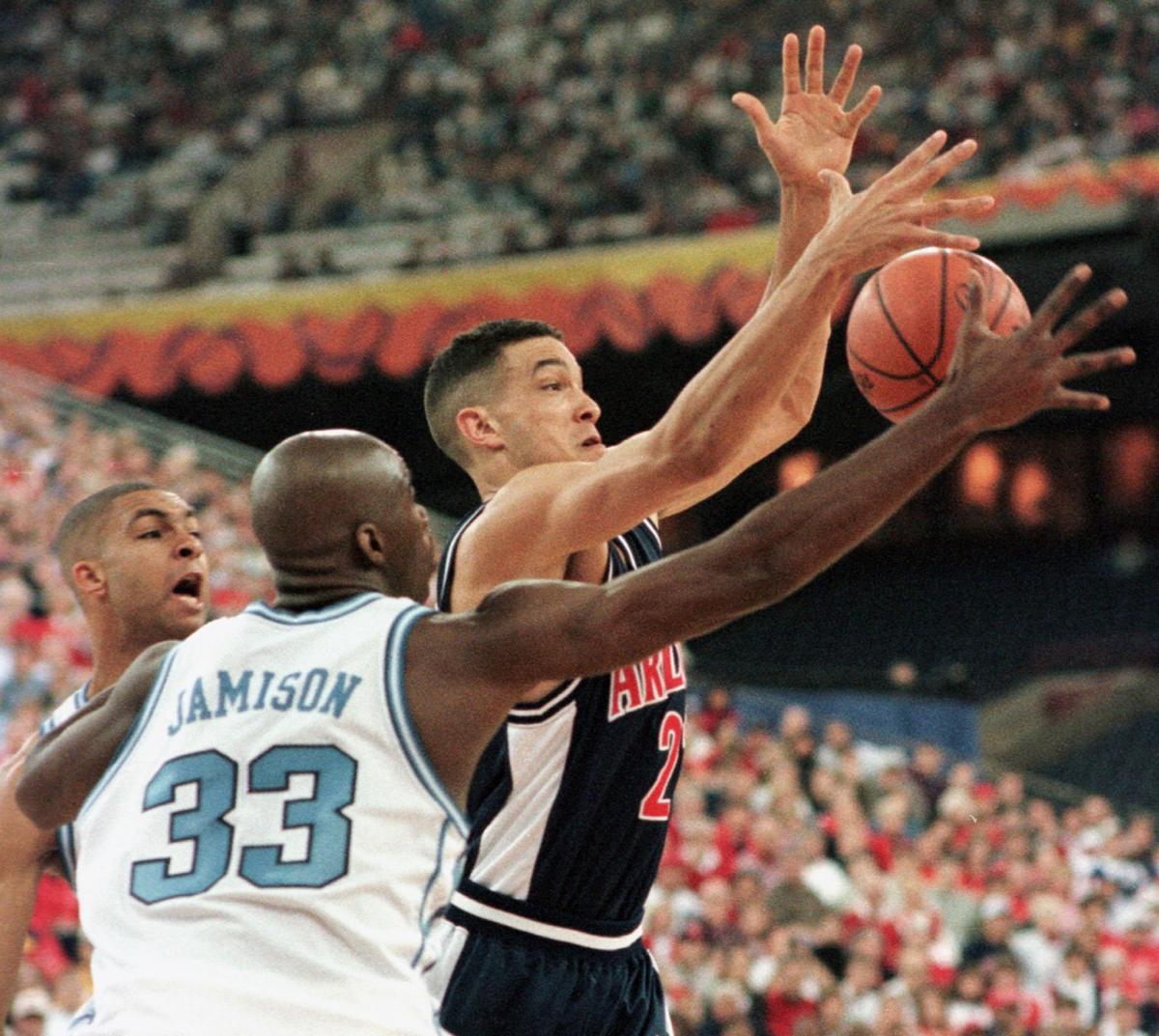 Photos: Arizona vs. North Carolina in 1997 NCAA Final Four ...