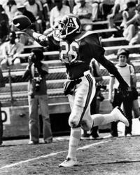 Ex-UA defensive star Liggins recovering from kidney transplant