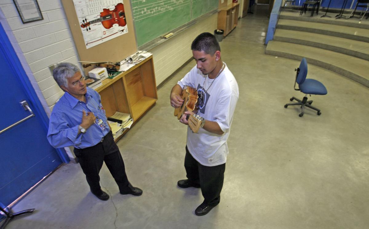 19 calcov Mariachi aea-p2