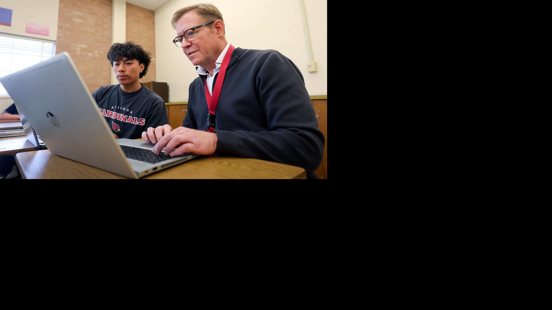 Tim Steller's column: Chuck George, TV meteorologist, returns to Tucson, teaching