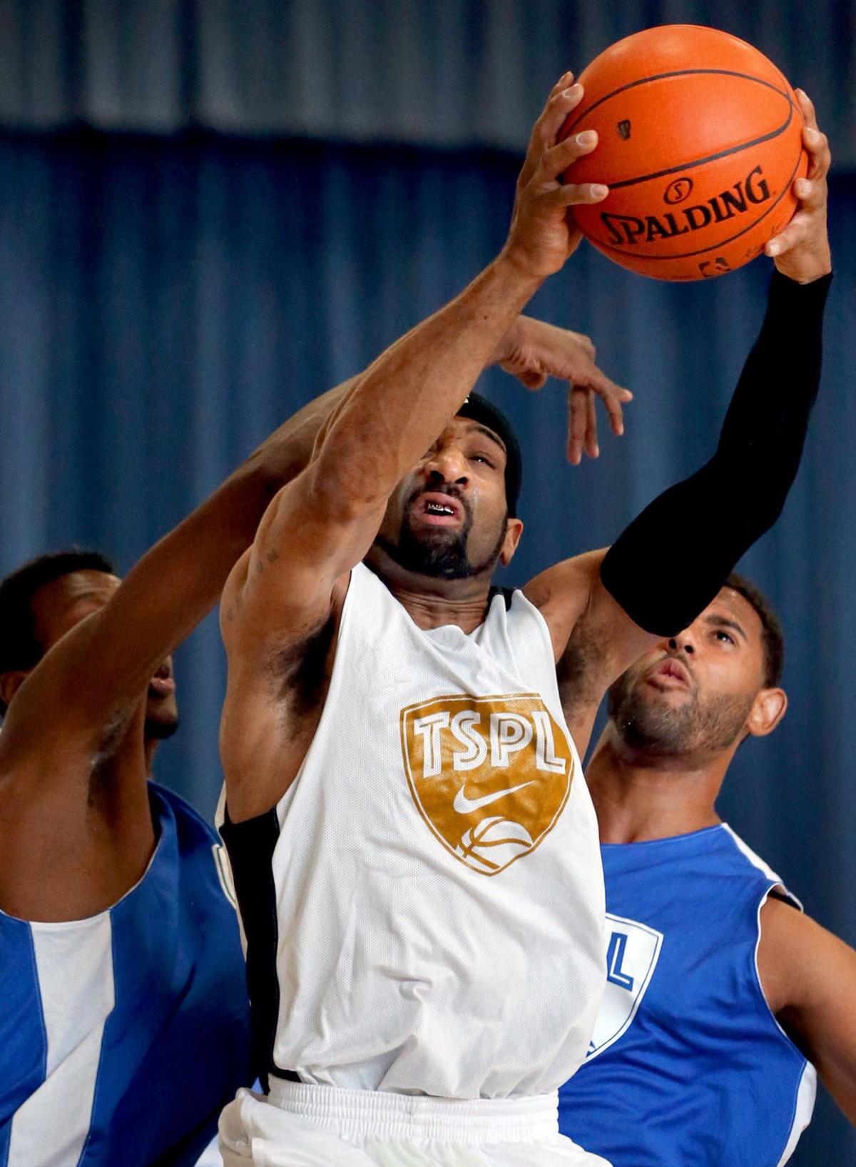 Classy Donte Williams Dominates Tucson Summer Pro League At 40