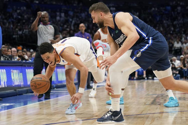 051422-tuc-spt-suns-p1