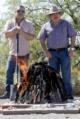 Making Mata Ortiz pottery