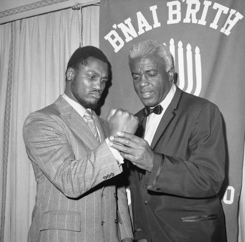 1971: Joe Frazier, Jackie Robinson