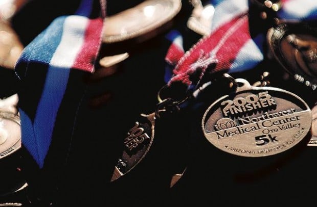 1,500 ran in Oro Valley, for either fun or glory  