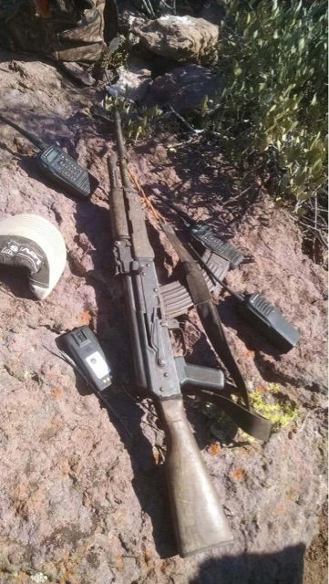 Border Patrol agents arrest 3, seize assault rifle