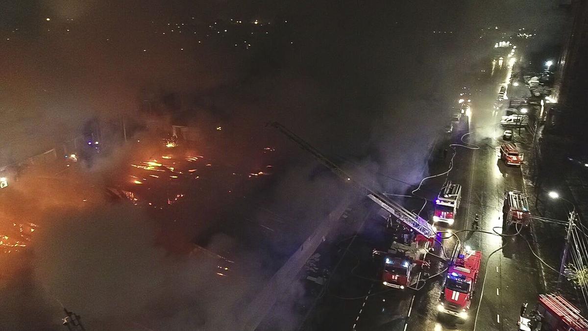 Russia cafe blaze north of Moscow kills 13, injures 5