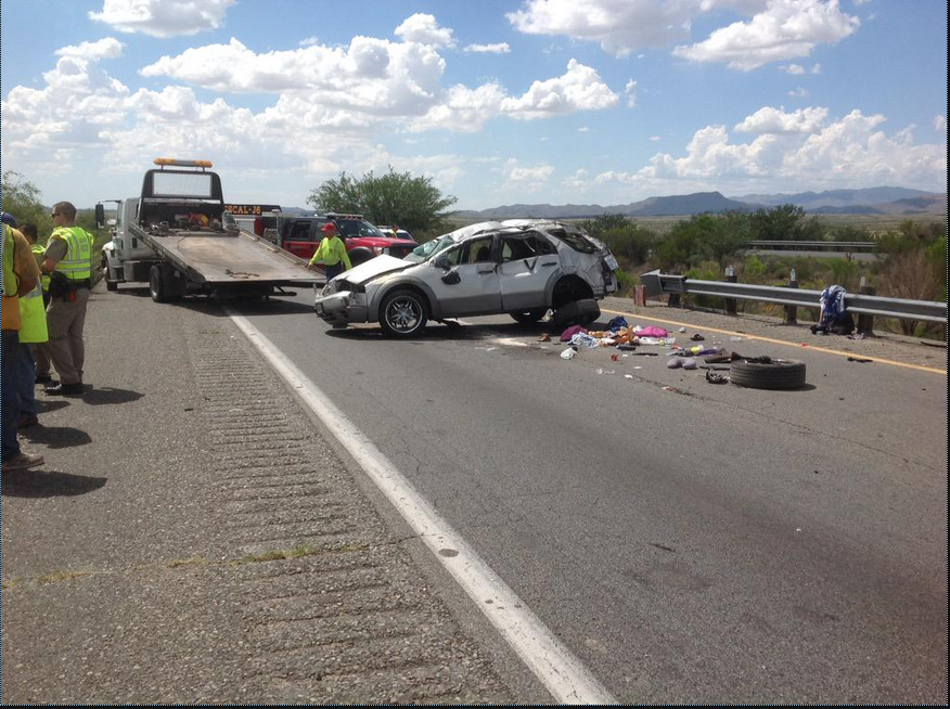 I10 east of Tucson reopens after rollover wreck