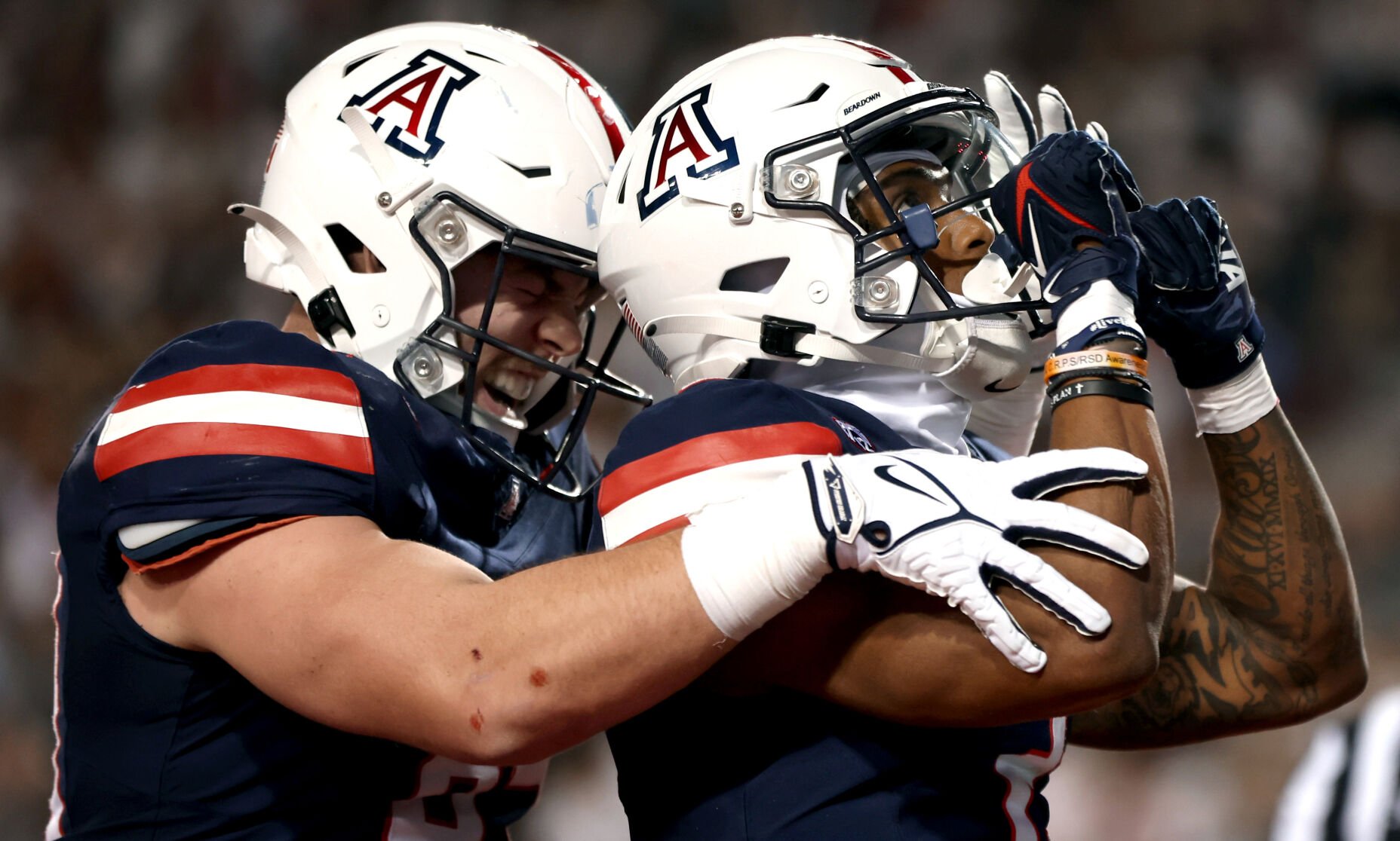 Arizona wildcats deals football