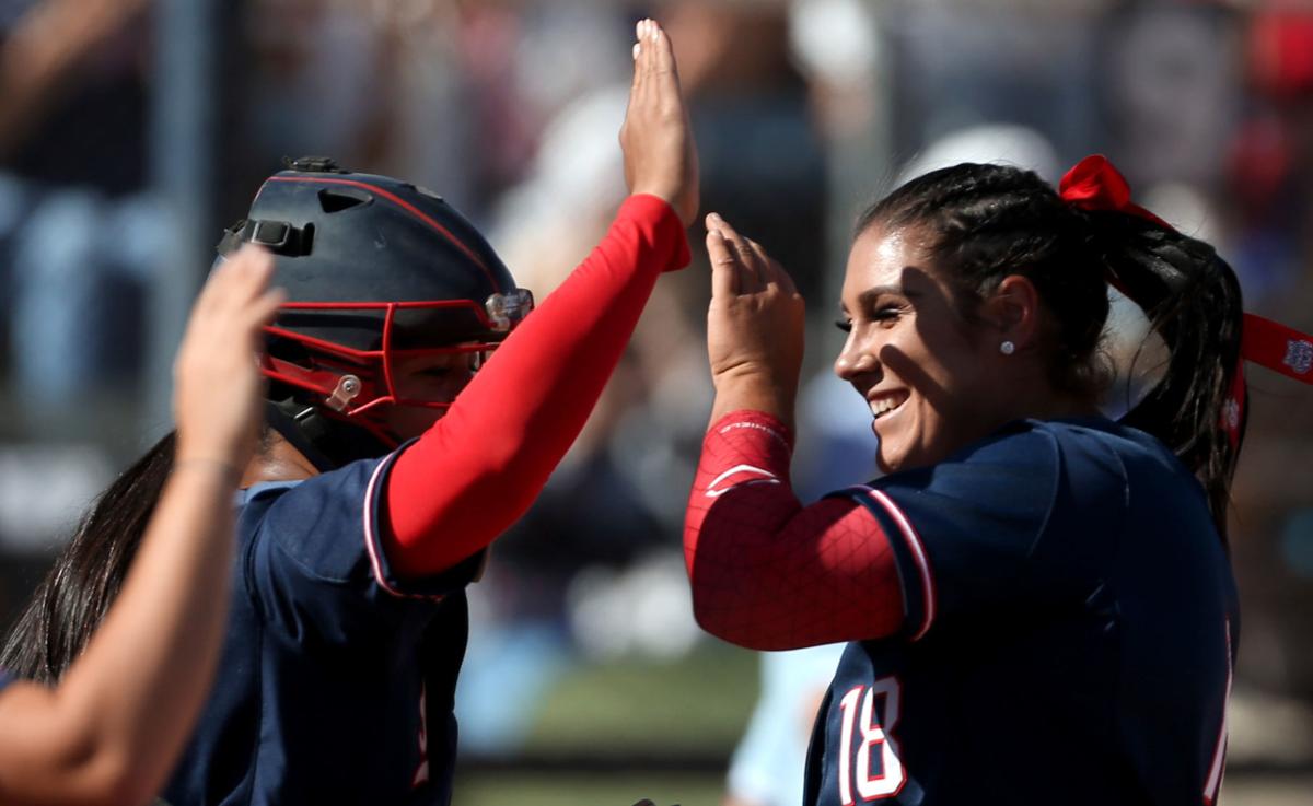 052018-spt-ua softball-p4.jpg