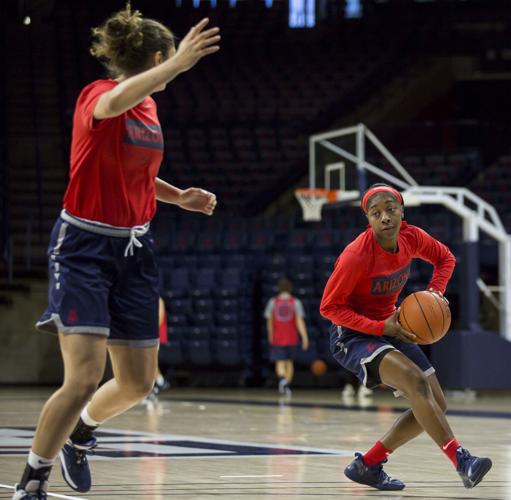 100119-spt-ua womens hoops media day-p136.JPG