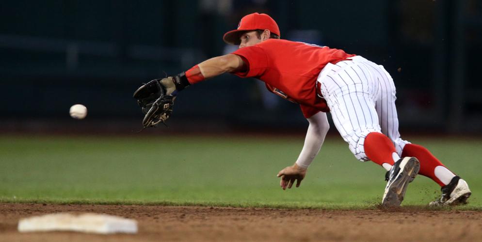Arizona vs. Coastal Carolina in College World Series