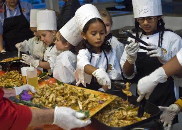 Homer Davis students get taste of cooking   
