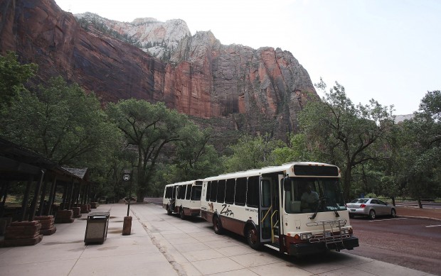 Bryce, Zion: study in hiking contrasts   