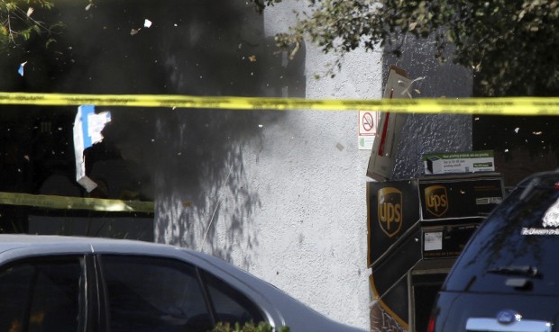 Bomb scare at US offices spurs evacuation, closes Oracle Road
