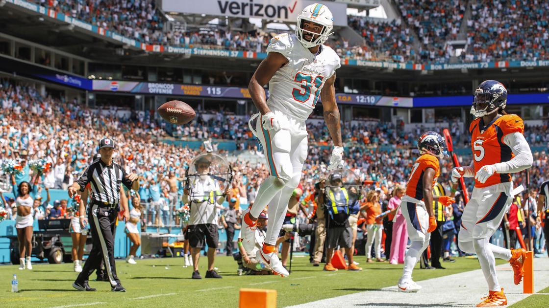 Dolphins drop near-record 70 points, pound Broncos