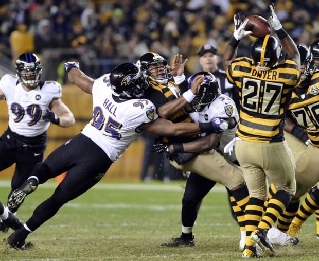 Ravens shut down Leftwich, Steelers 13-10