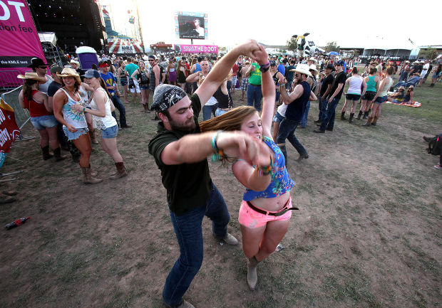Country Thunder 2014