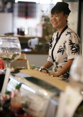 Knife skill took her from LA to Tucson   