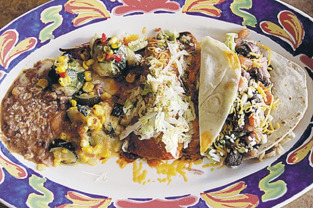 New La Olla eatery shines on Marana restaurant row  