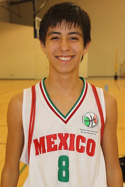 México juega al basquet en Tucsón