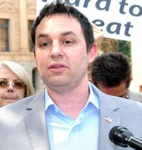 GOP, Hobbs offer competing plans to boost Arizona teacher salaries