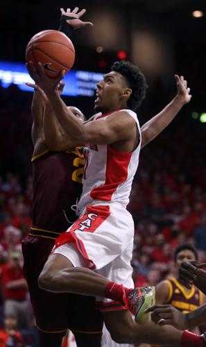 Feb. 17, 2016: Domination at right time — Cats' 38-point margin biggest in Pac-12 season