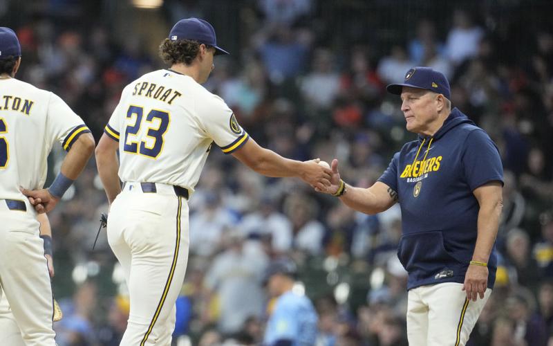 BASEBALL-MLB-MIL-TOR/