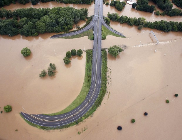 'Scary situation' as rains threaten levees   