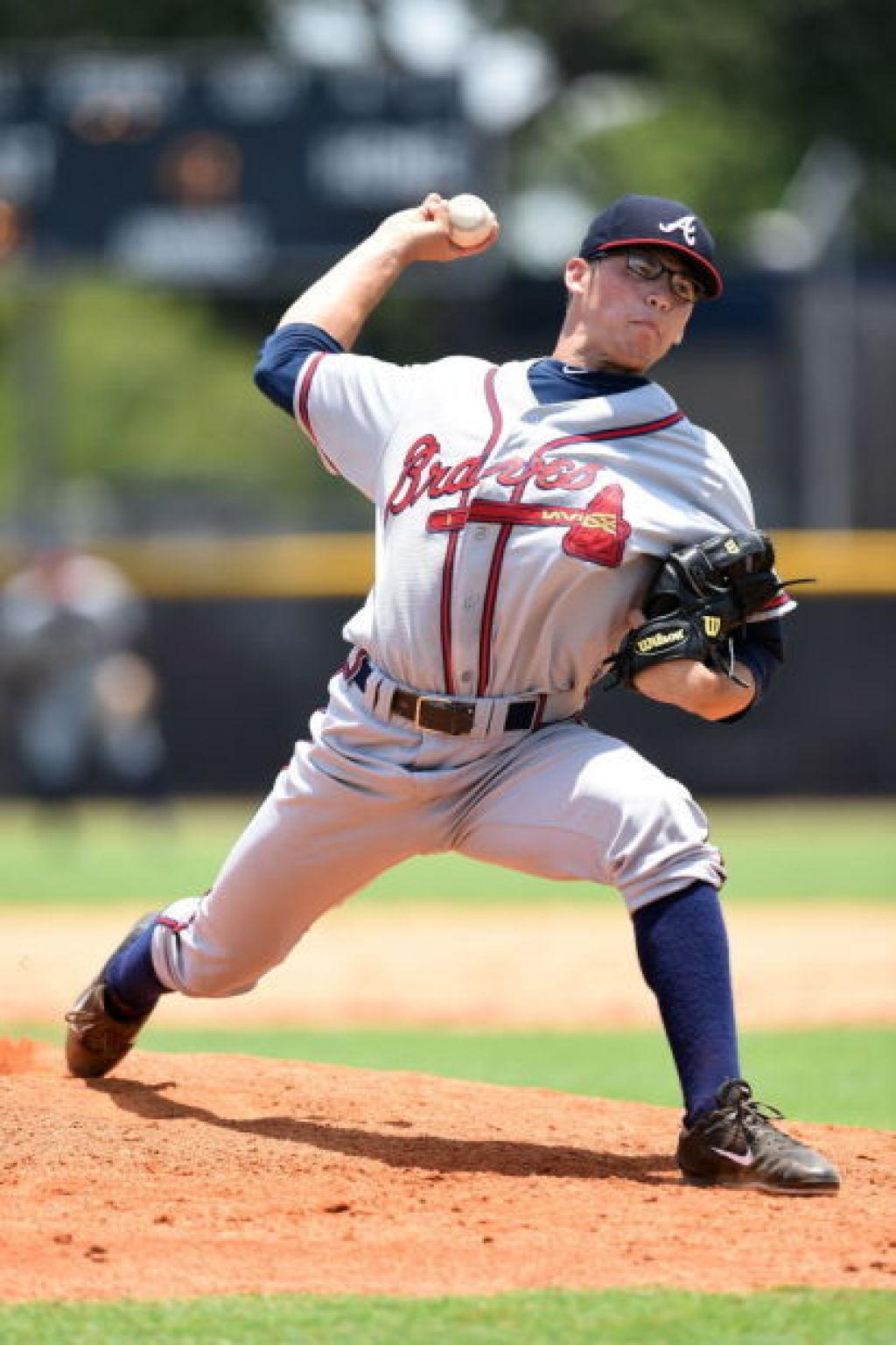 Dad Helps Cienega Grad Reach Braves Rookie Team High Schools Tucson Com