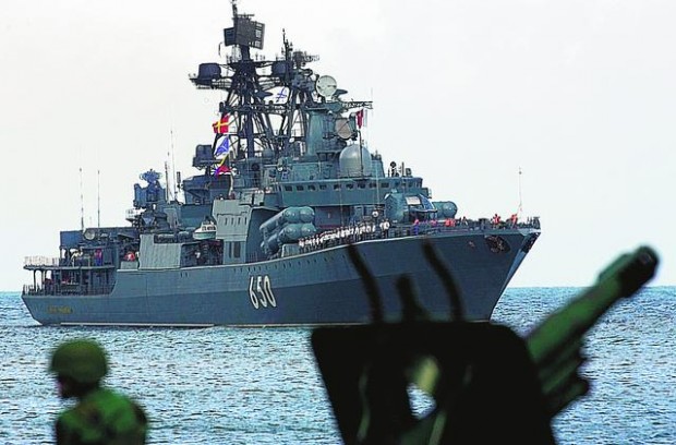 Russian warships drop anchor in Venezuela; US mocks exercise  