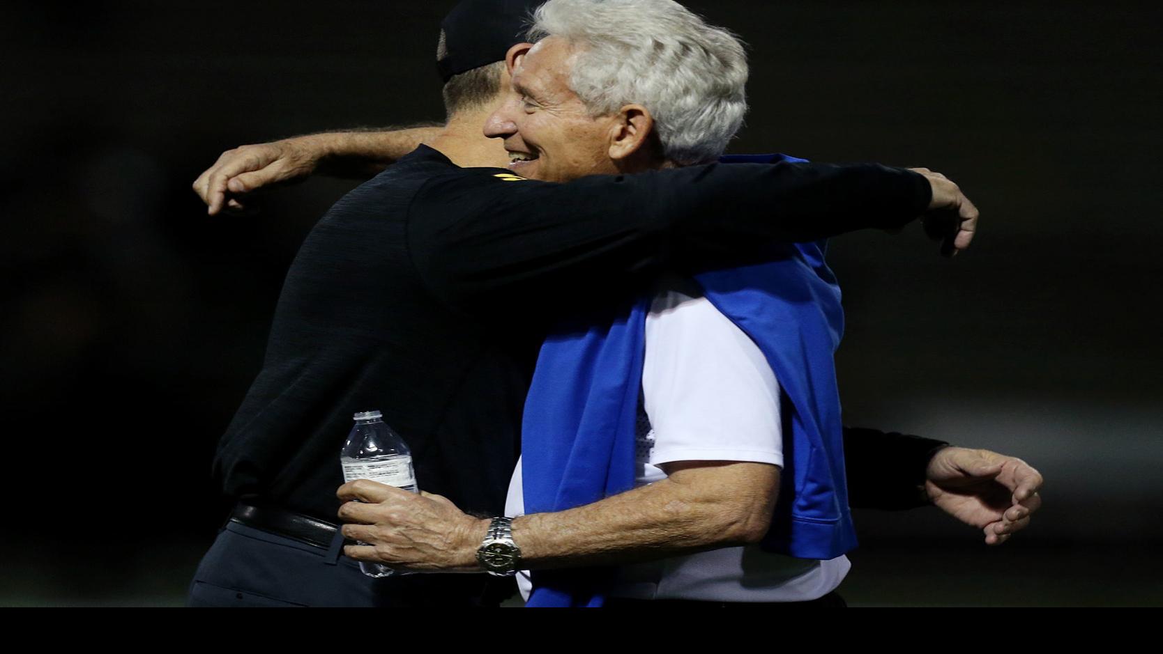 Greg Hansen Football Coaching Legend Jeff Scurran Retiring Ready