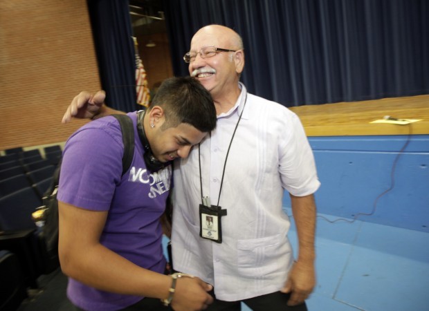 Photo Gallery: Sunnyside HS principal to retire