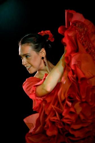 flamenco pulses in the old pueblo   