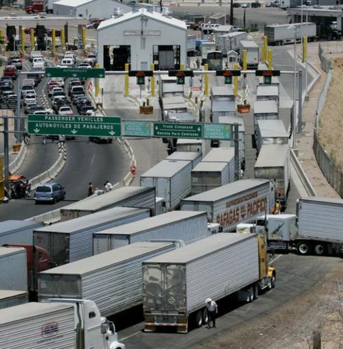 Hours of operation extended at Nogales border crossing  