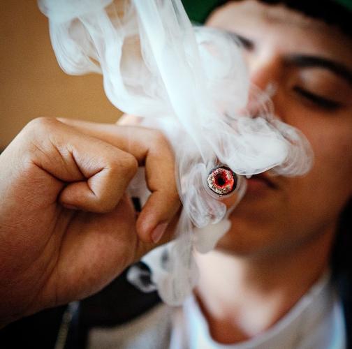Smoking a terp donut