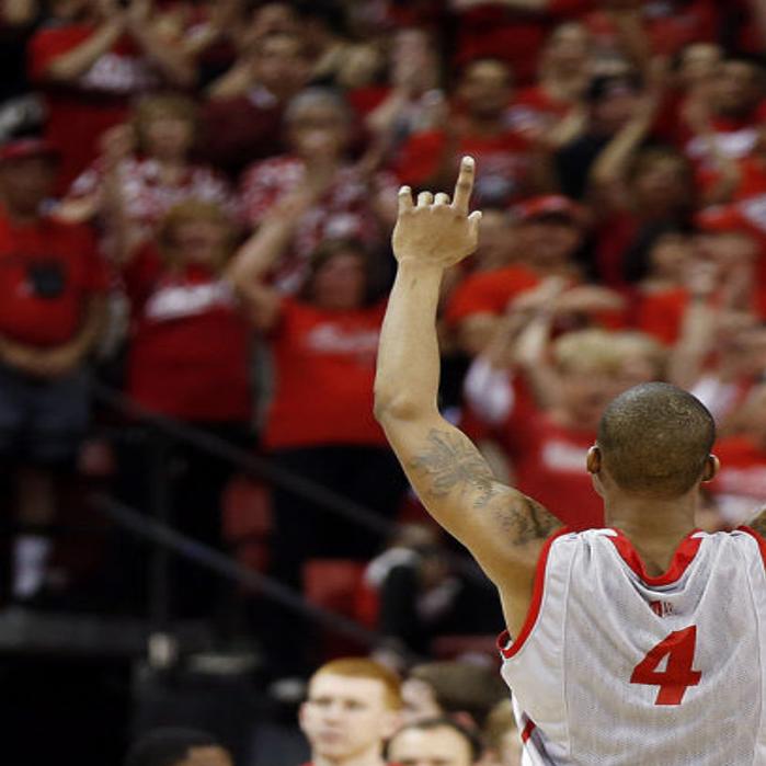 College Basketball S Florida Upends Newly Ranked Seton Hall