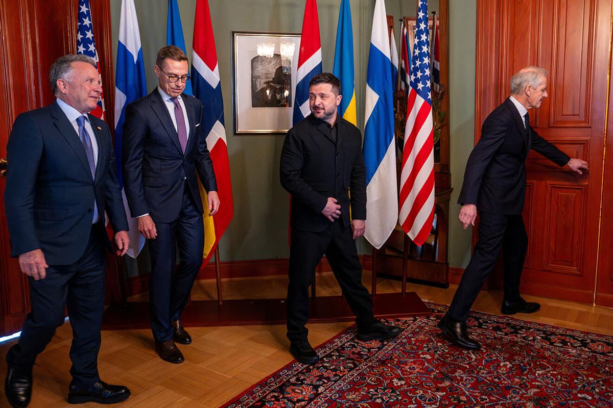 Zelenskyy, Witkoff meet amid US-Ukraine rift