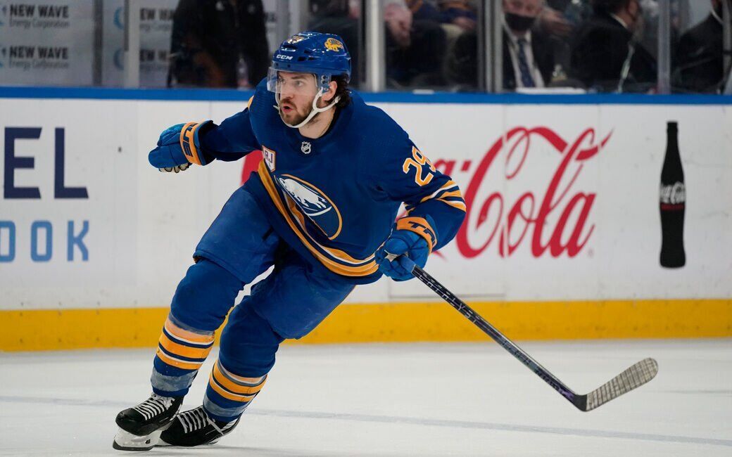 Sabres Predators