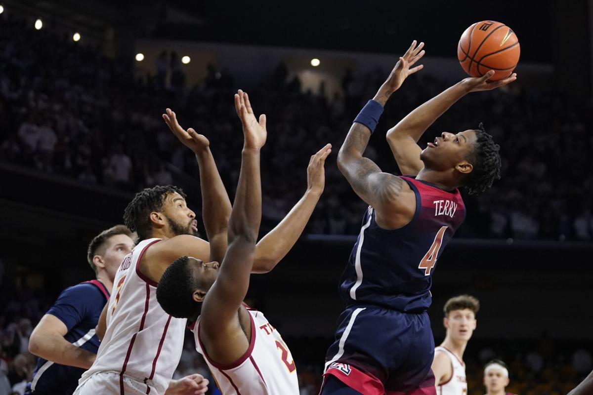 030322-tuc-spt-uabkbythenumbers-p1