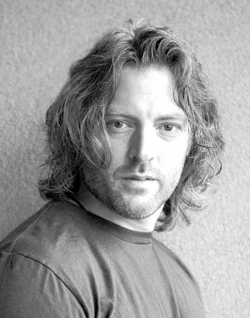 Darryl Worley 'here and now' at fair  