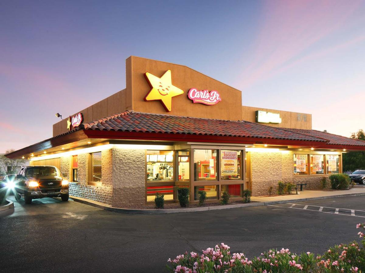 Carl's Jr. to reopen
