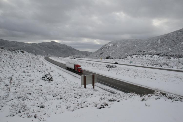 Snowfall in Arizona, California