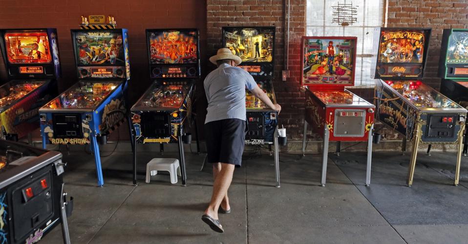 Tucson arcade D&D Pinball closes to avoid racking up debt during pandemic