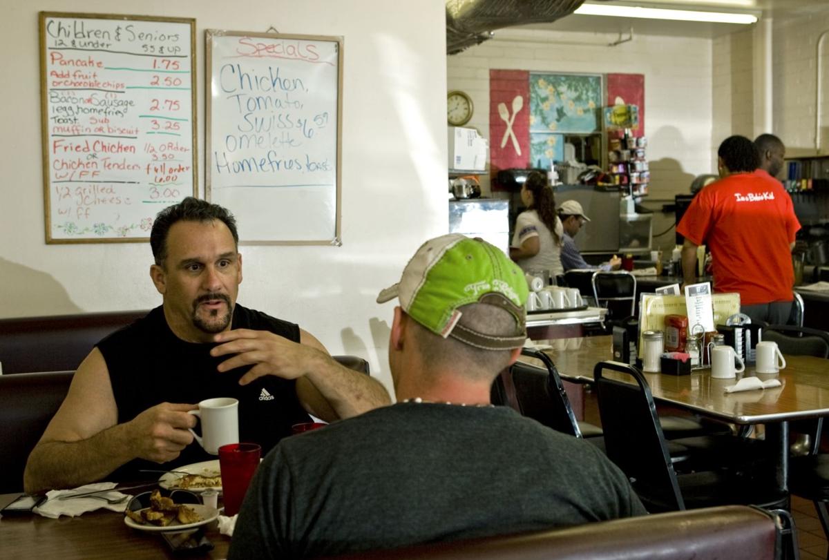 Bobo's Restaurant — 2938 E. Grant Road