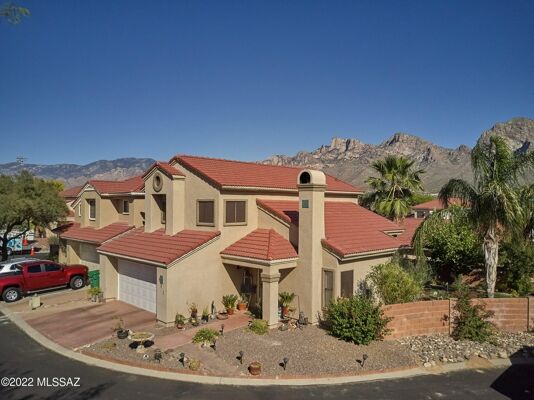 3 Bedroom Home in Tucson - $2,100